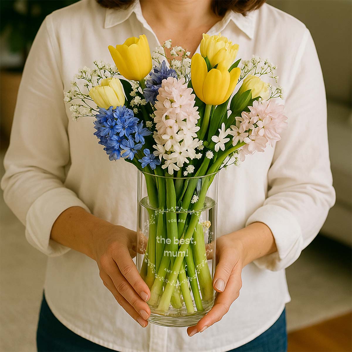 Personalised Vase with Text and Wreath