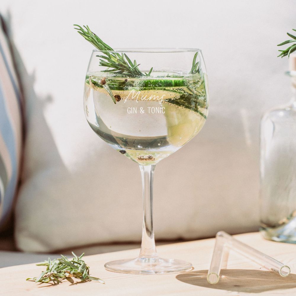 Personalised gin glass with text