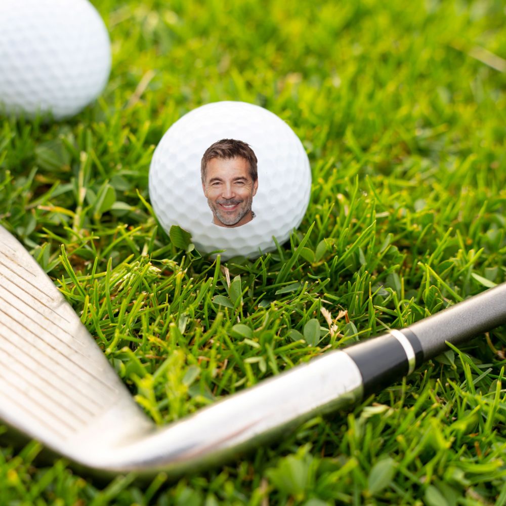 Personalised Golf Balls -  Set of 3 - Backroundremove