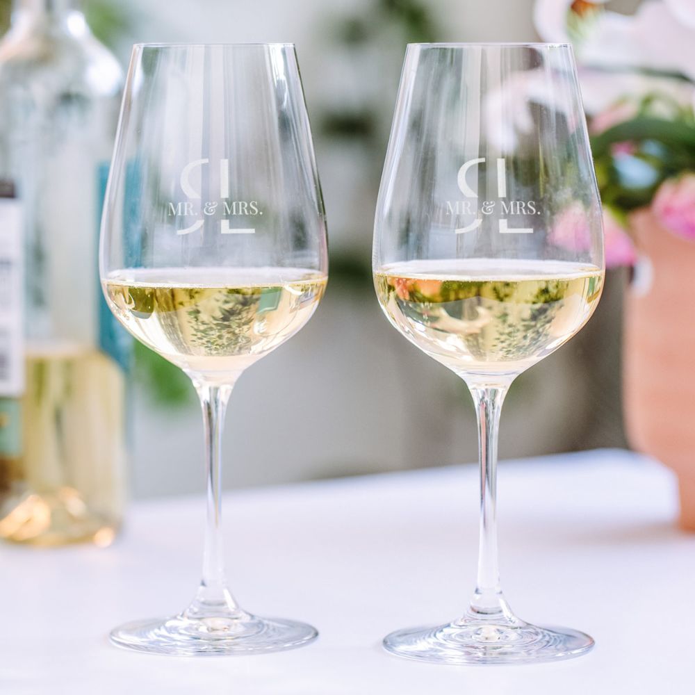 Personalised Wine Glass with Name and Year