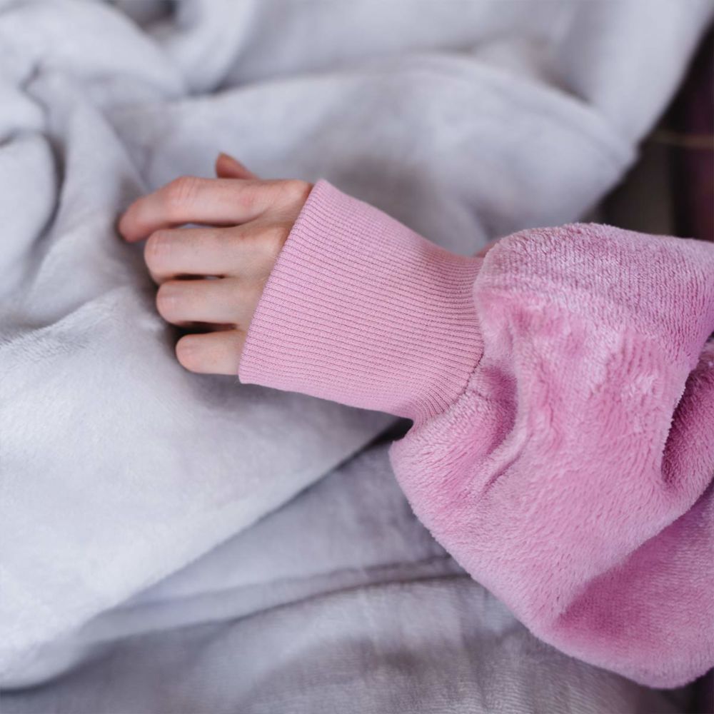 Personalised message hooded blanket