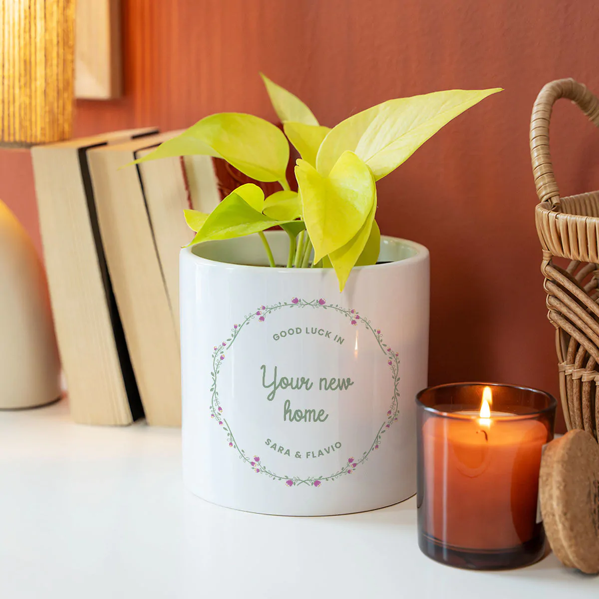 Personalised Plant Pot with Text and Wreath