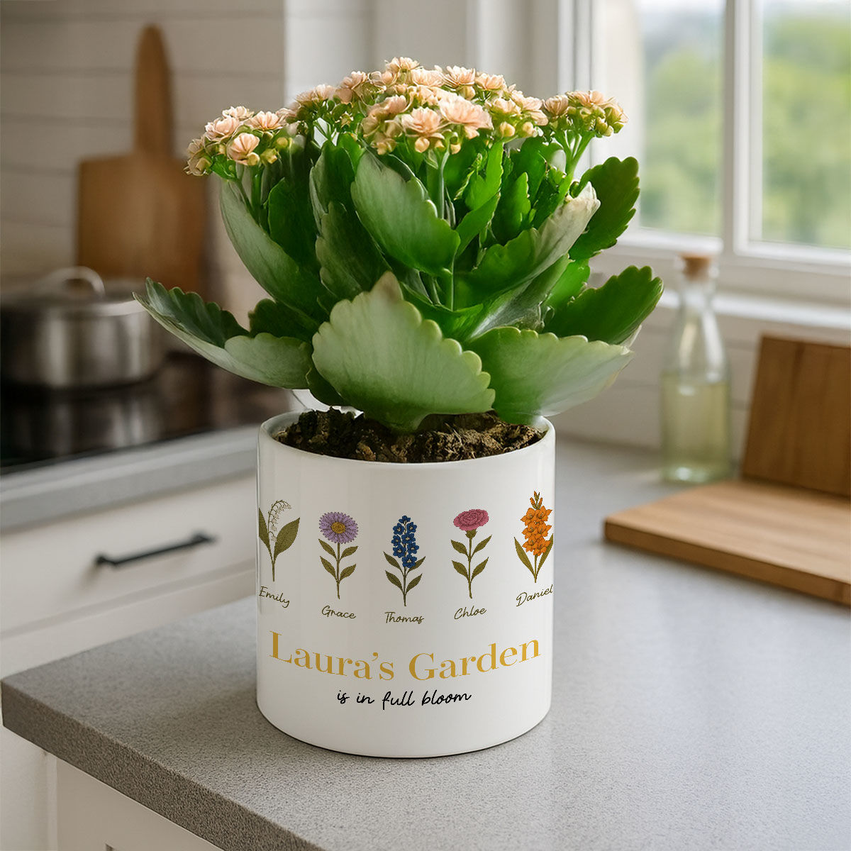 Personalisierbarer Blumentopf mit Geburtsblumen