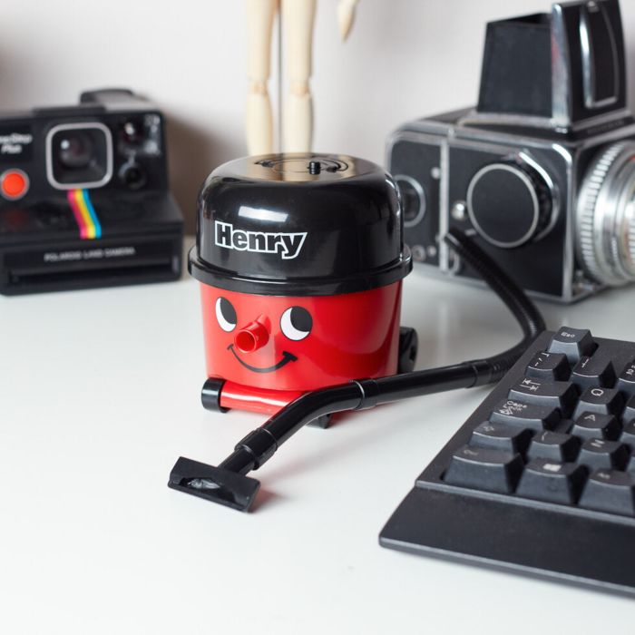 Henry Desk Vacuum